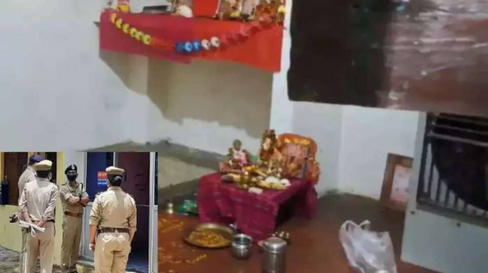 Varanasi Young Man Throat Slit News: वाराणसी में एक युवक के गला रेत कर आत्महत्या करने का मामला सामने आया है।