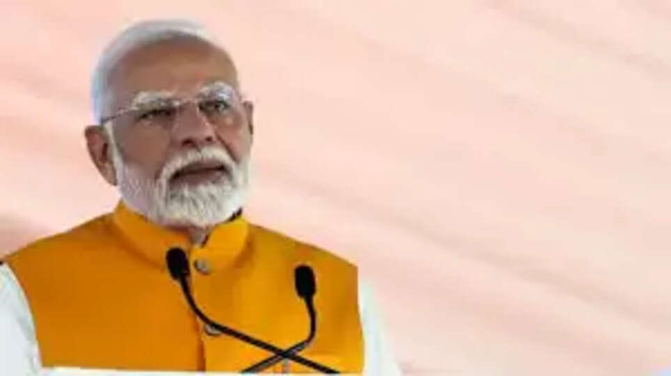 प्रधानमंत्री नरेंद्र मोदी ने विधायकों को स्पष्ट और सख्त नसीहत देते हुए कहा कि कांग्रेस के हालात को देखकर यह समझा जा सकता है