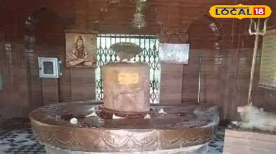 यूपी में मुस्लिम बस्तियों में मिल रहे पुराने मंदिर, अब कानपुर में 40 साल बाद खुला शिव मंदिर